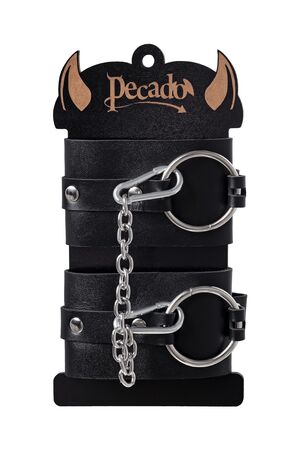 Черные оковы из толстой кожи с люверсами